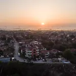 Nash Dom בית הארחה קברנה