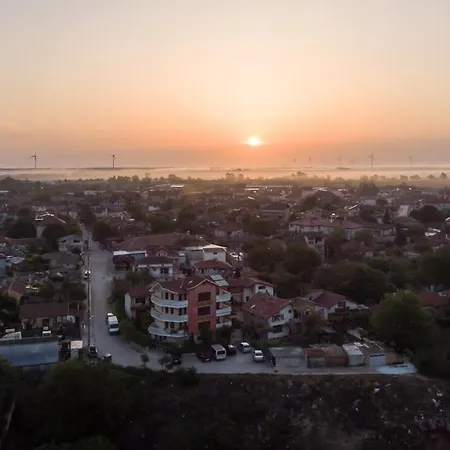 Nash Dom Penzion Kavarna