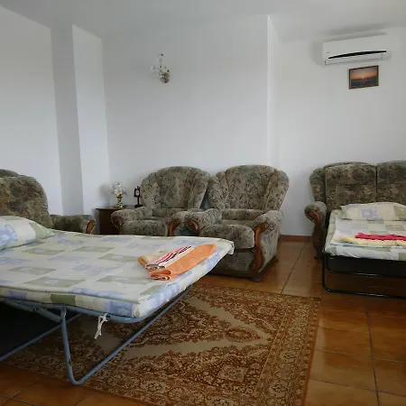 Guest house Nash Dom Kavarna